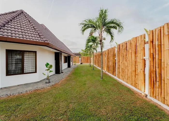 Bamboo Rimbun-Tranquil Seaside Villa, Port Dickson